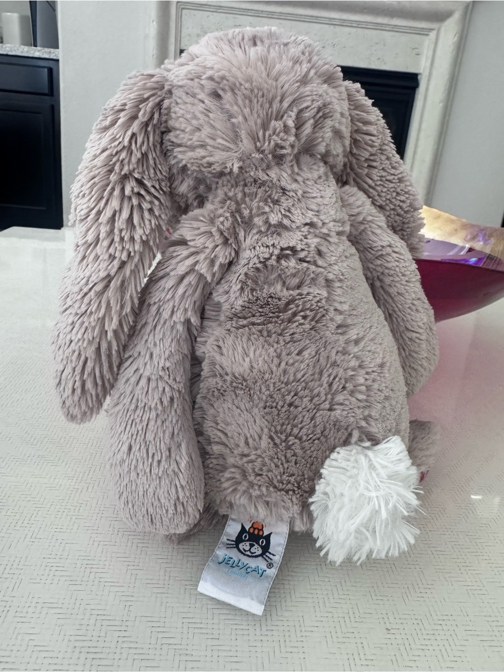 Jellycat Medium Bashful Blossom Posey Plush Bunny with Pink Floral Ear - Picture 4 of 4